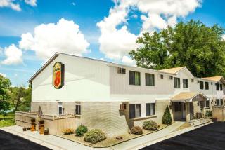 Super 8 by Wyndham Chaska - Chaska - 7