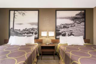 Super 8 by Wyndham St. Cloud - Saint Cloud - 3