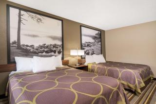 Super 8 by Wyndham St. Cloud - Saint Cloud - 1