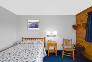 Super 8 by Wyndham Lake George/Warrensburg Area - Warrensburg - 6