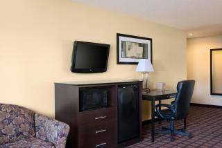 Super 8 by Wyndham Whitewater WI - Whitewater - 5