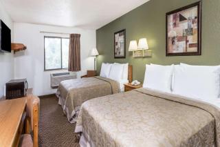 Super 8 by Wyndham Hampton - Hampton - 7