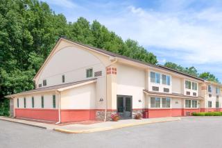 Super 8 by Wyndham Oneonta/Cooperstown - Oneonta - 9