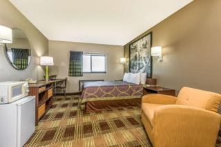 Super 8 by Wyndham Kimball - Kimball - 4
