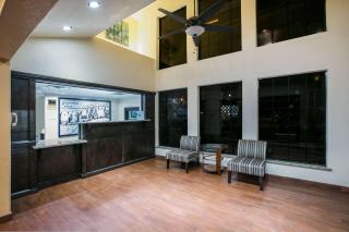 Super 8 by Wyndham Oklahoma Airport Fairgrounds West - Oklahoma City - 7