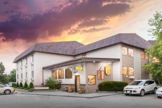Super 8 by Wyndham Buffalo - Buffalo - 9