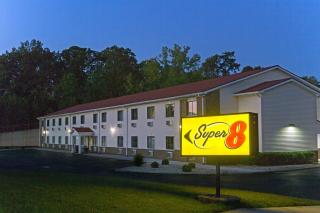 Super 8 by Wyndham Radcliff Ft. Knox Area - 4