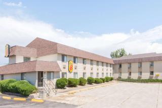 Super 8 by Wyndham Buffalo - Buffalo - 0