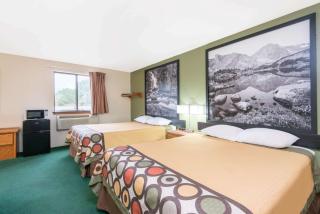 Super 8 by Wyndham Buffalo - Buffalo - 3