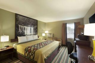 Super 8 by Wyndham Tuscola - 3