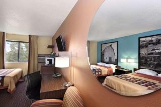 Super 8 by Wyndham Salem - Salem - 2