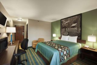 Super 8 by Wyndham Tuscola - 5