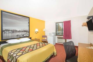 Super 8 by Wyndham Elko - Elko - 7
