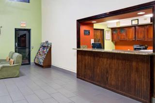 Super 8 by Wyndham Clearwater/St. Petersburg Airport - Clearwater - 7