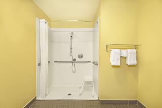 Super 8 by Wyndham Covington - Covington - 5