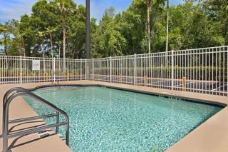 Days Inn by Wyndham Orange Park/Jacksonville - Orange Park - 4
