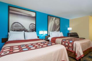 Super 8 by Wyndham Rochester Mayo Clinic Area - Rochester - 3