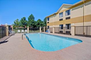Super 8 by Wyndham Hernando - Hernando - 9