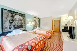 Super 8 by Wyndham San Antonio/Fiesta - San Antonio - 6