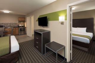 Days Inn & Suites by Wyndham Athens - Athens - 2