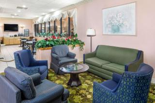 Days Inn by Wyndham Walterboro - Walterboro - 9