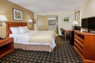 Days Inn by Wyndham Kent - Akron - Kent - 3
