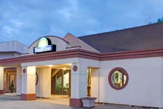 Days Inn by Wyndham Washington - Washington - 0