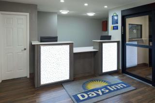 Days Inn & Suites by Wyndham Athens - Athens - 9