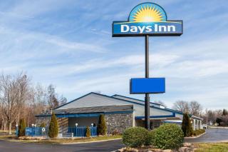 Days Inn by Wyndham Kent - Akron - Kent - 9