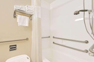 Days Inn by Wyndham Washington - Washington - 4