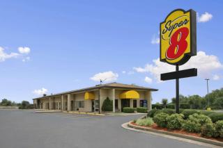 Super 8 by Wyndham-Tupelo Airport - Tupelo - 0