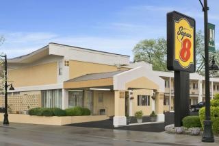 Super 8 by Wyndham Belleville St. Louis Area - Belleville - 0