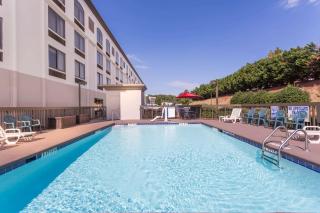 Wingate by Wyndham Greenville Airport - Greenville - 4