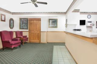 Super 8 by Wyndham Chillicothe - 5