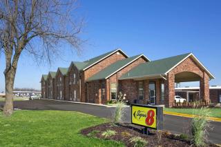 Super 8 by Wyndham Stafford/Springfield Area - Strafford - 0