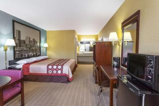 Super 8 by Wyndham Jessup/Baltimore Area - 1