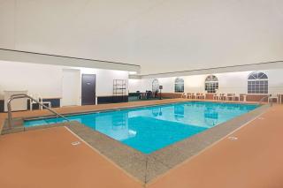 Super 8 by Wyndham New Hampton - New Hampton - 8