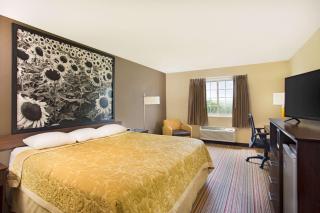 Super 8 by Wyndham New Hampton - New Hampton - 5