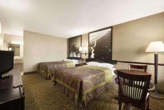 Super 8 by Wyndham Ormond Beach - Ormond Beach - 3