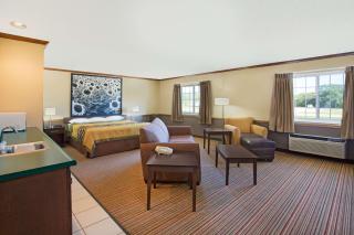 Super 8 by Wyndham New Hampton - New Hampton - 4