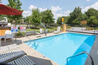 Super 8 by Wyndham Norcross/I-85 Atlanta - 6
