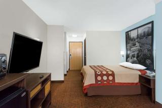 Pinetop Studio Suites - 2