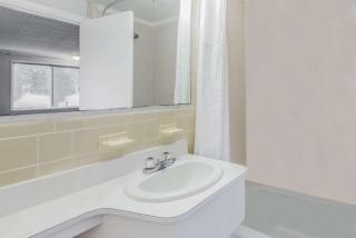 Relax Inn Cape Cod West Yarmouth Hyannis - 3