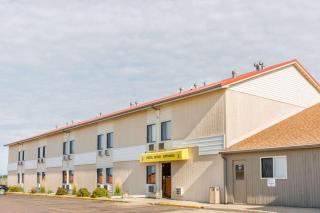Super 8 by Wyndham Luverne - Luverne - 9