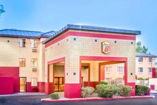 Super 8 by Wyndham Mesa Gilbert - Mesa - 0