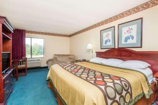 Super 8 by Wyndham Piedmont Greenville Area - 6
