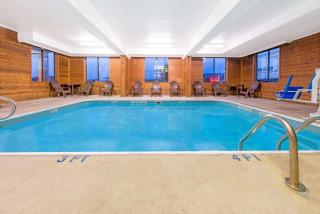 Super 8 by Wyndham Shepherdsville - Louisville South I65 - Shepherdsville - 9