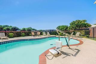 Super 8 by Wyndham McKinney/Plano Area - McKinney - 7