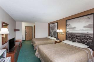 Super 8 by Wyndham Richmond - Richmond - 2