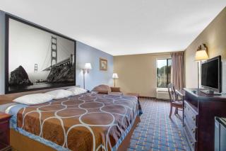 Super 8 by Wyndham Booneville - Booneville - 8